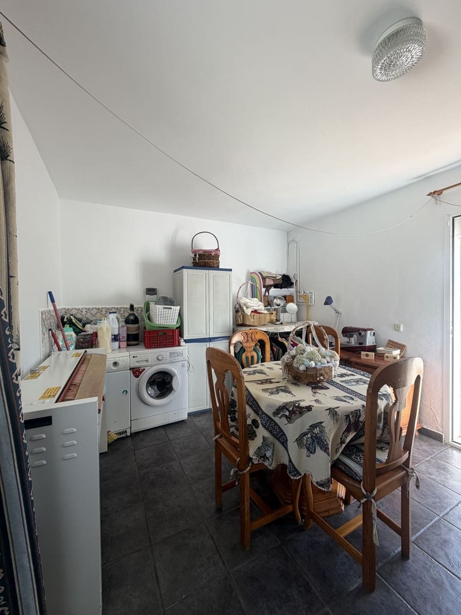 3 soveværelse Byhus til salg i Estepona med garage - € 575.000 (Ref: 9694260)