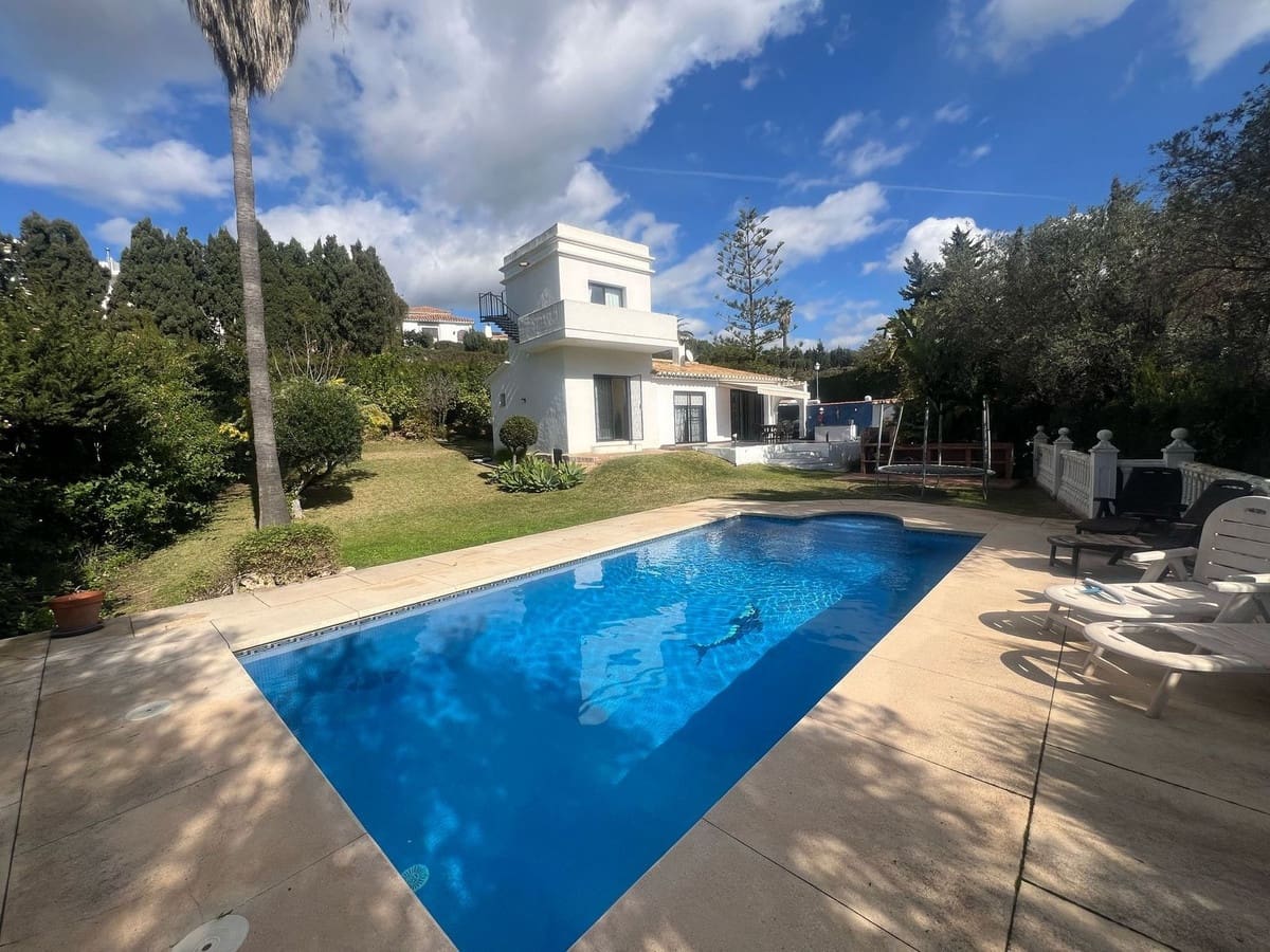 4 bedroom Villa for sale in Campo Mijas with pool garage - € 649,000 (Ref: 9694274)