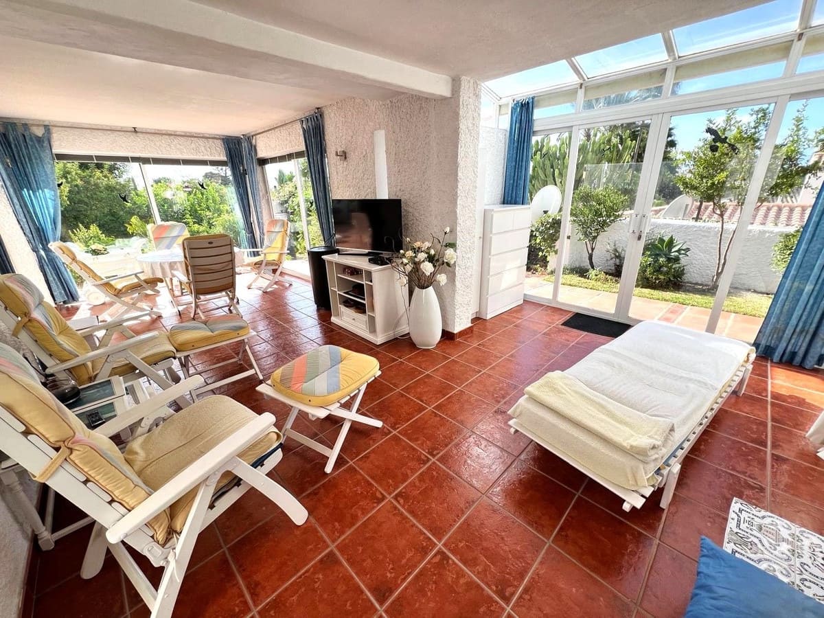 3 bedroom Villa for sale in Costabella - € 745,000 (Ref: 9694309)