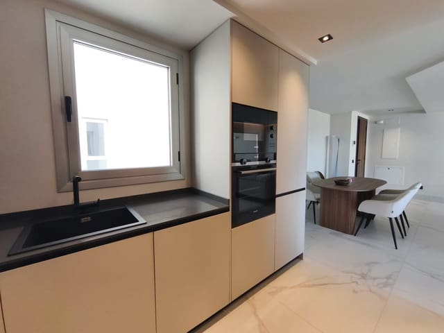 2 chambre Appartement à vendre à San Pedro de Alcantara, Marbella avec piscine garage - 820 000 € (Ref: 9696612)