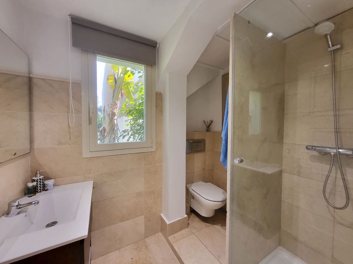 3 Zimmer Apartment zu verkaufen in Rio Real mit Pool Garage - 750.000 € (Ref: 9696614)