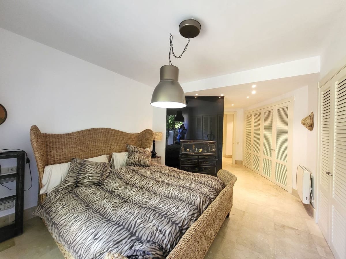 3 Zimmer Apartment zu verkaufen in Rio Real mit Pool Garage - 750.000 € (Ref: 9696614)