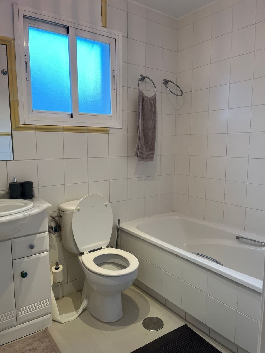 3 soverom Leilighet til salgs i Guadalmina med svømmebasseng garasje - € 335 000 (Ref: 9696615)