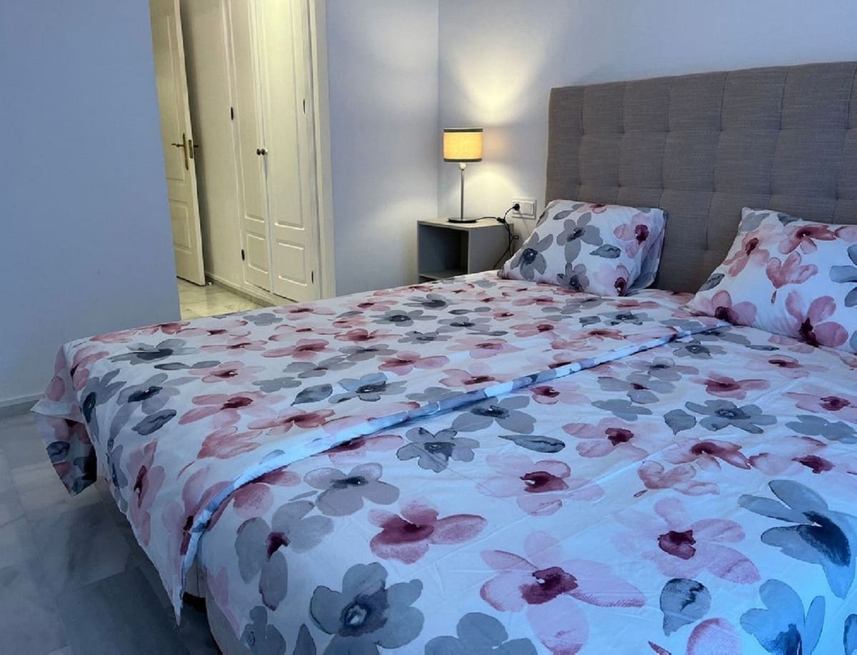 3 soverom Leilighet til salgs i Guadalmina med svømmebasseng garasje - € 335 000 (Ref: 9696615)