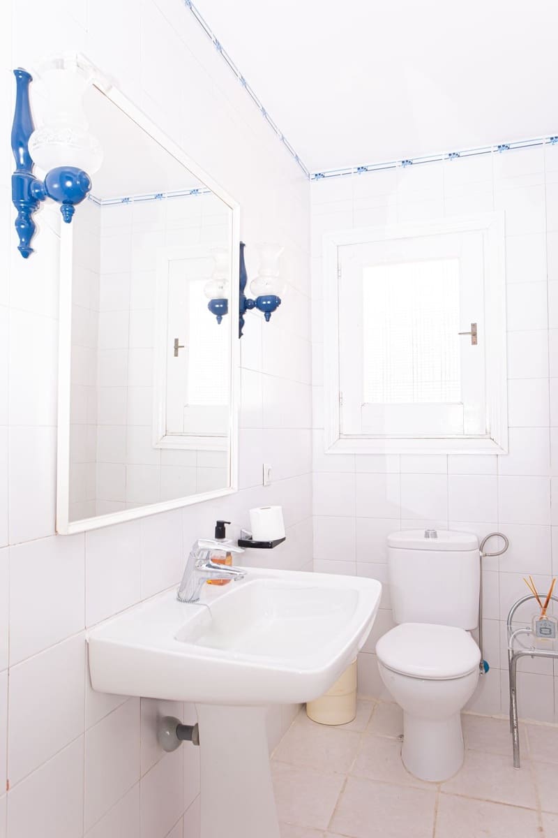 6 bedroom Villa for sale in Nueva Andalucia with pool garage - € 3,500,000 (Ref: 9696618)