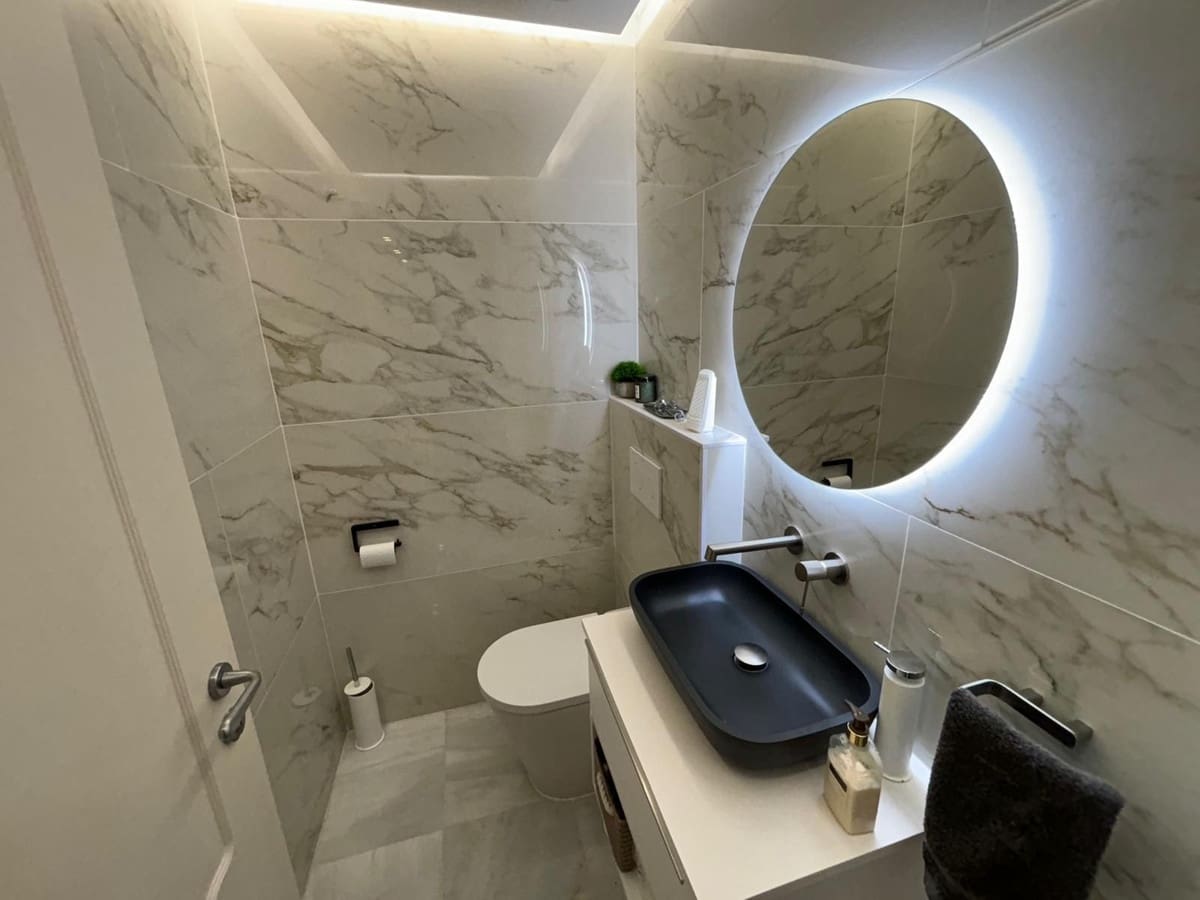 4 quarto Apartamento para venda em Aloha Golf com piscina garagem - 650 000 € (Ref: 9696619)