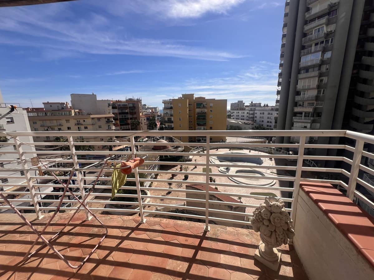 Apartamento de 1 habitación en Torremolinos en venta con piscina - 239.000 € (Ref: 9696621)