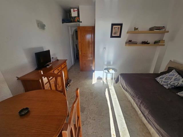 1 slaapkamer Appartement te koop in Torremolinos met zwembad - € 280.000 (Ref: 9696624)