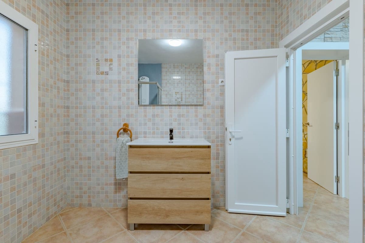 8 bedroom Villa for sale in Alhaurin el Grande with pool garage - € 1,195,000 (Ref: 9696631)