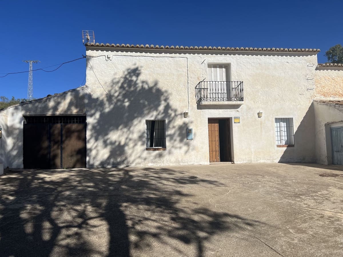 5 bedroom Finca/Country House for sale in Casabermeja with garage - € 599,000 (Ref: 9696651)