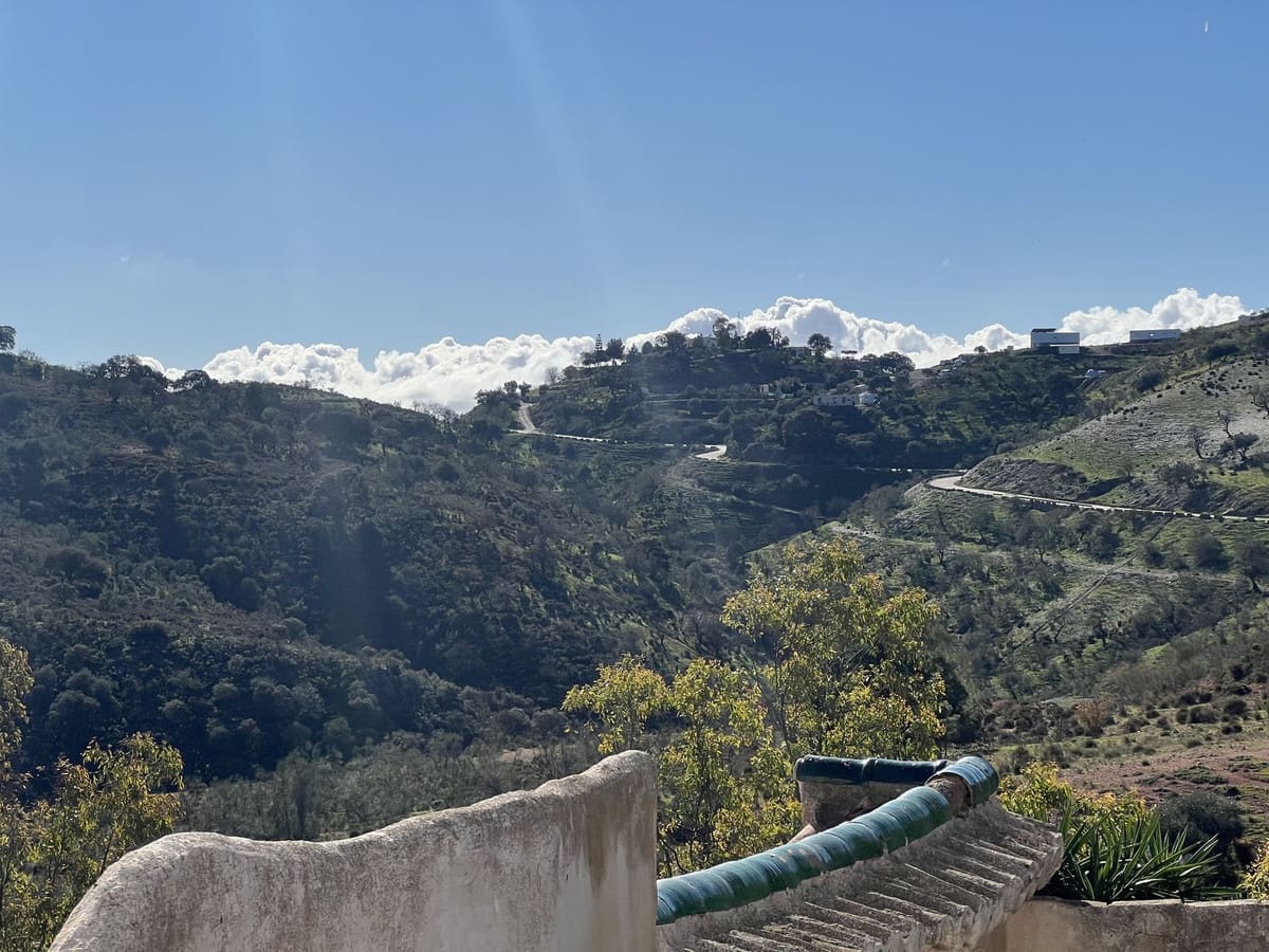 5 bedroom Finca/Country House for sale in Casabermeja with garage - € 599,000 (Ref: 9696651)