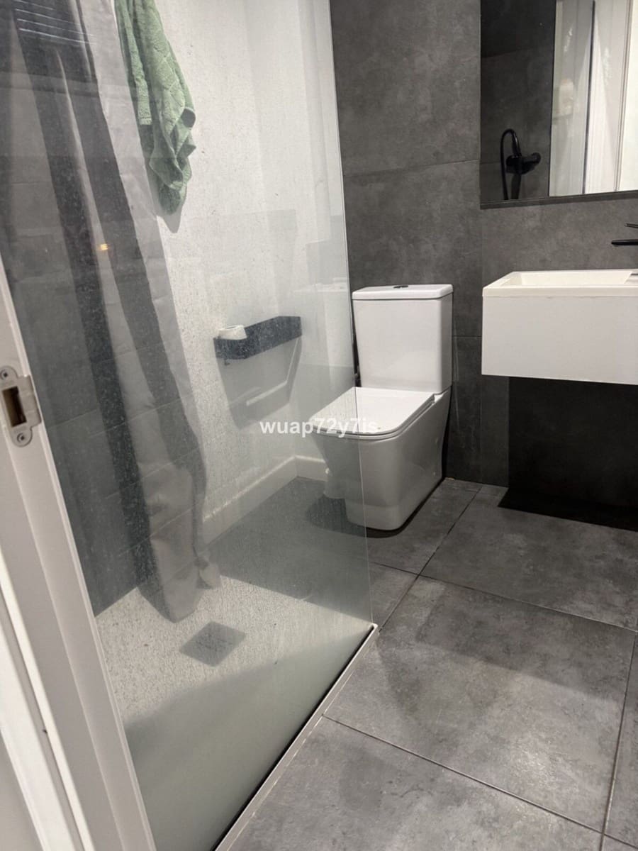 3 Zimmer Apartment zu verkaufen in Fuengirola mit Pool Garage - 345.000 € (Ref: 9696712)