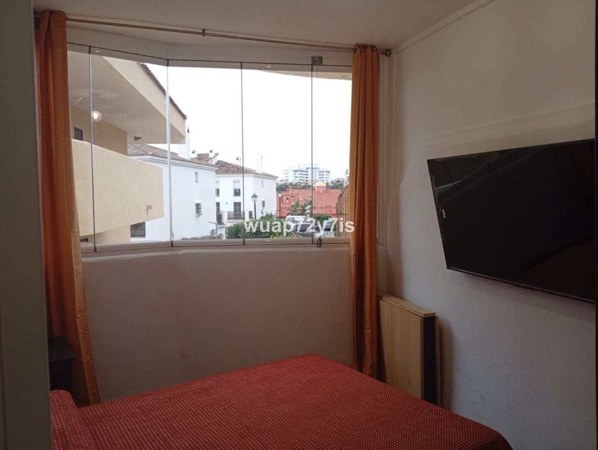 3 Zimmer Apartment zu verkaufen in Fuengirola mit Pool Garage - 345.000 € (Ref: 9696712)