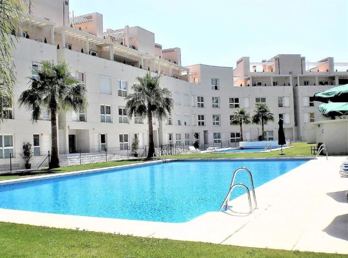 2 bedroom Apartment for sale in Nueva Andalucia with pool garage - € 1,200,000 (Ref: 9696715)