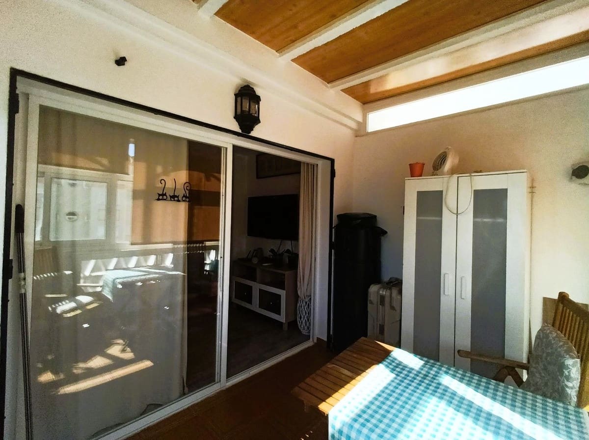 Apartamento de 2 habitaciones en Torremolinos en venta con piscina garaje - 293.000 € (Ref: 9696716)