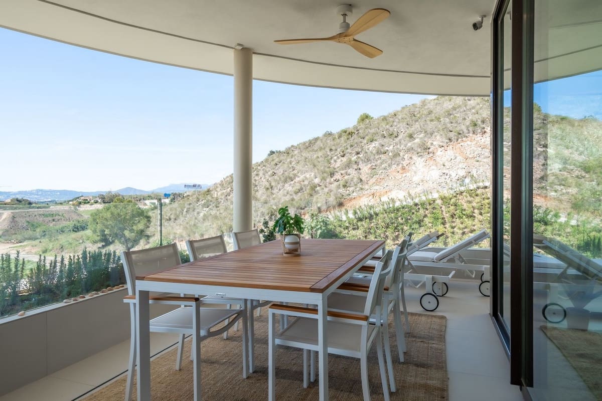 2 quarto Apartamento para venda em Fuengirola com piscina garagem - 695 000 € (Ref: 9696717)