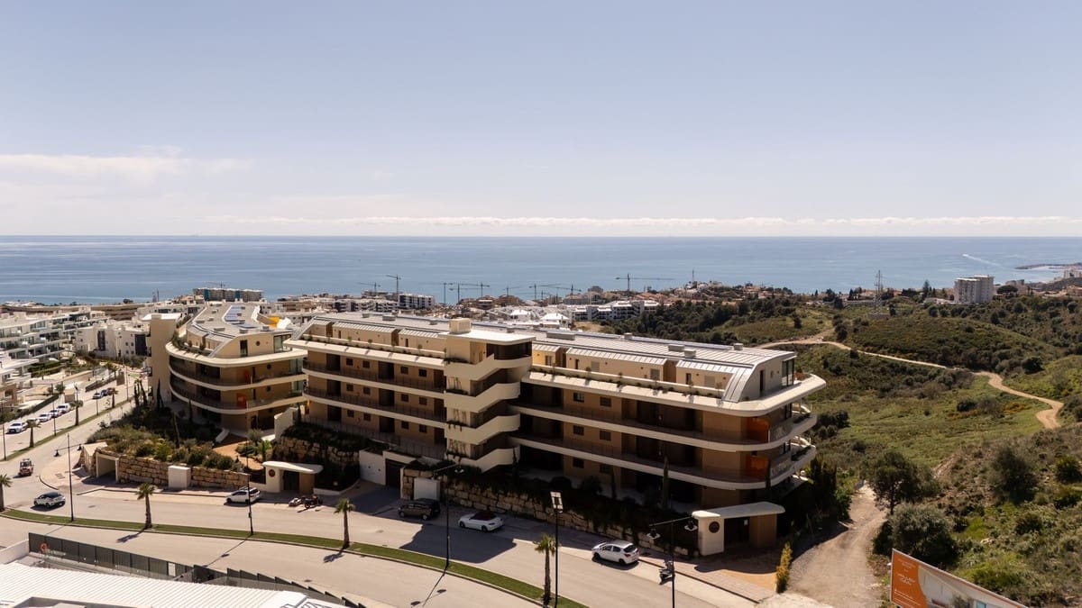 2 quarto Apartamento para venda em Fuengirola com piscina garagem - 695 000 € (Ref: 9696717)