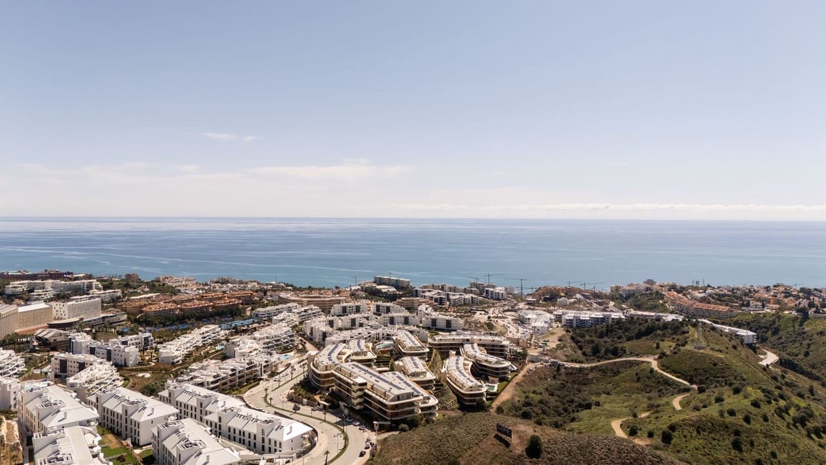 2 quarto Apartamento para venda em Fuengirola com piscina garagem - 695 000 € (Ref: 9696717)