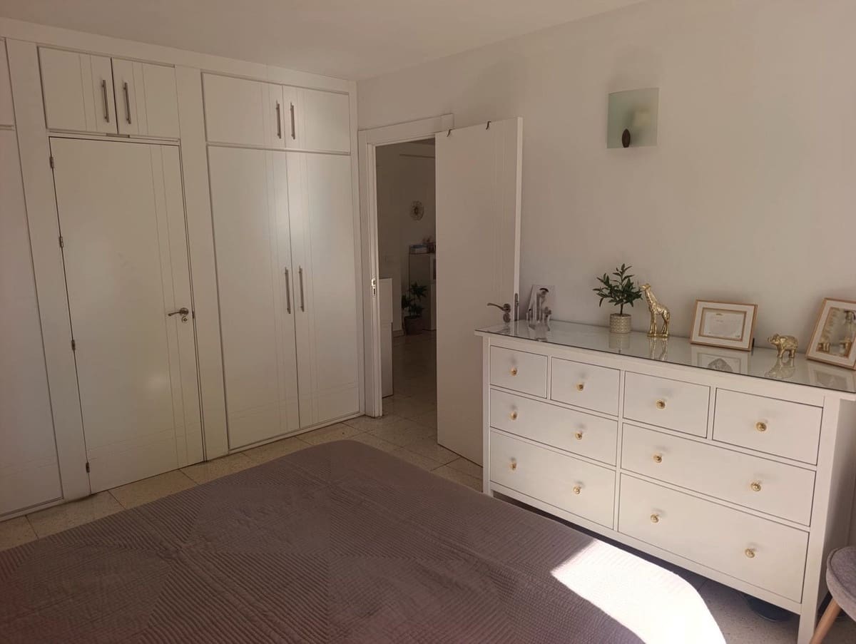 4 quarto Apartamento para venda em Marbella - 770 000 € (Ref: 9696719)