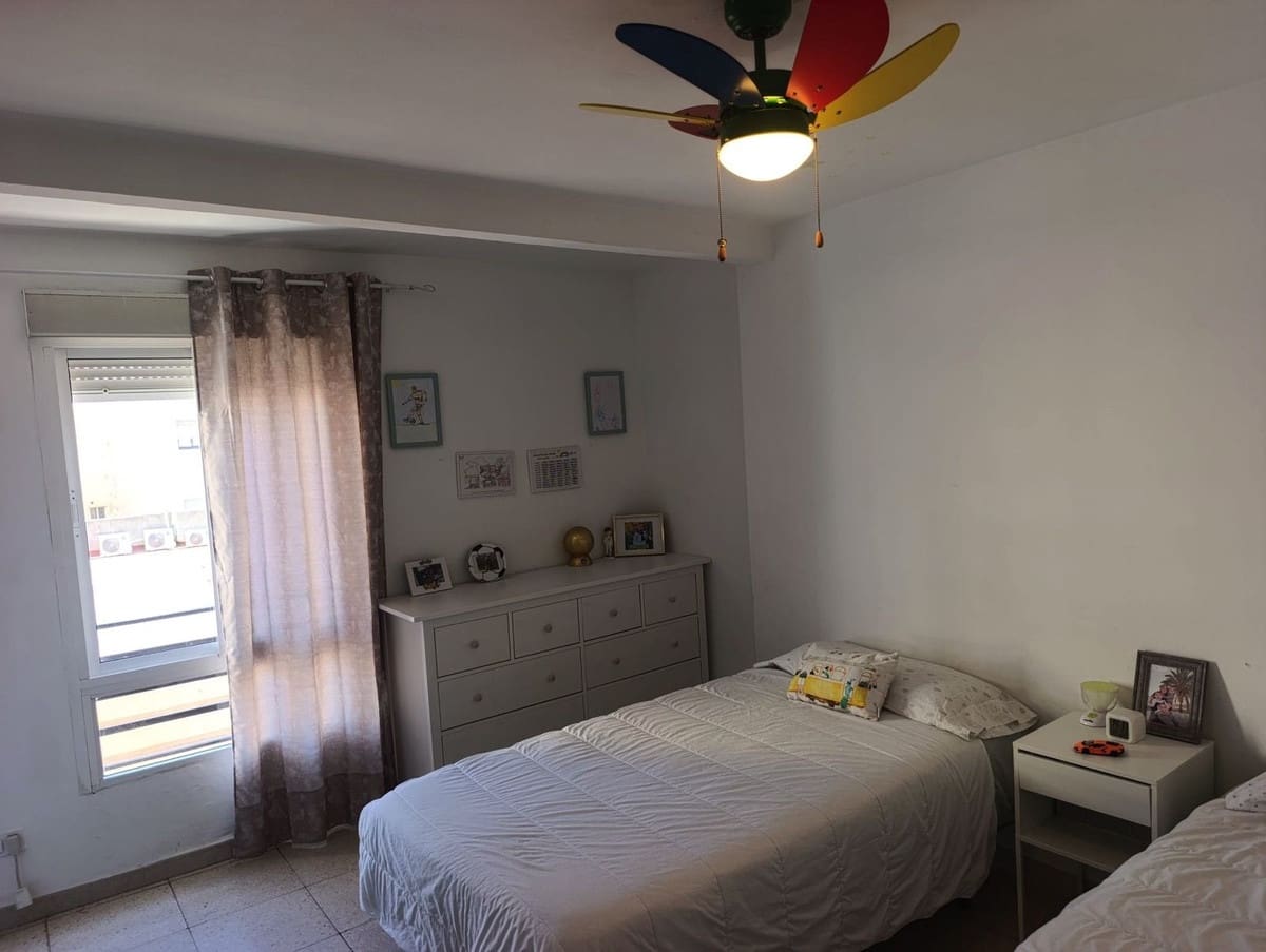 4 quarto Apartamento para venda em Marbella - 770 000 € (Ref: 9696719)