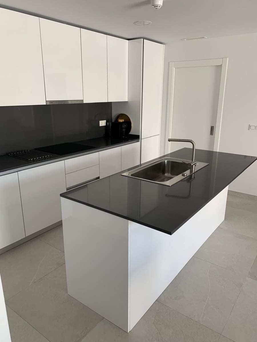 3 camera da letto Appartamento in vendita in La Quinta con piscina garage - 975.000 € (Rif: 9696724)