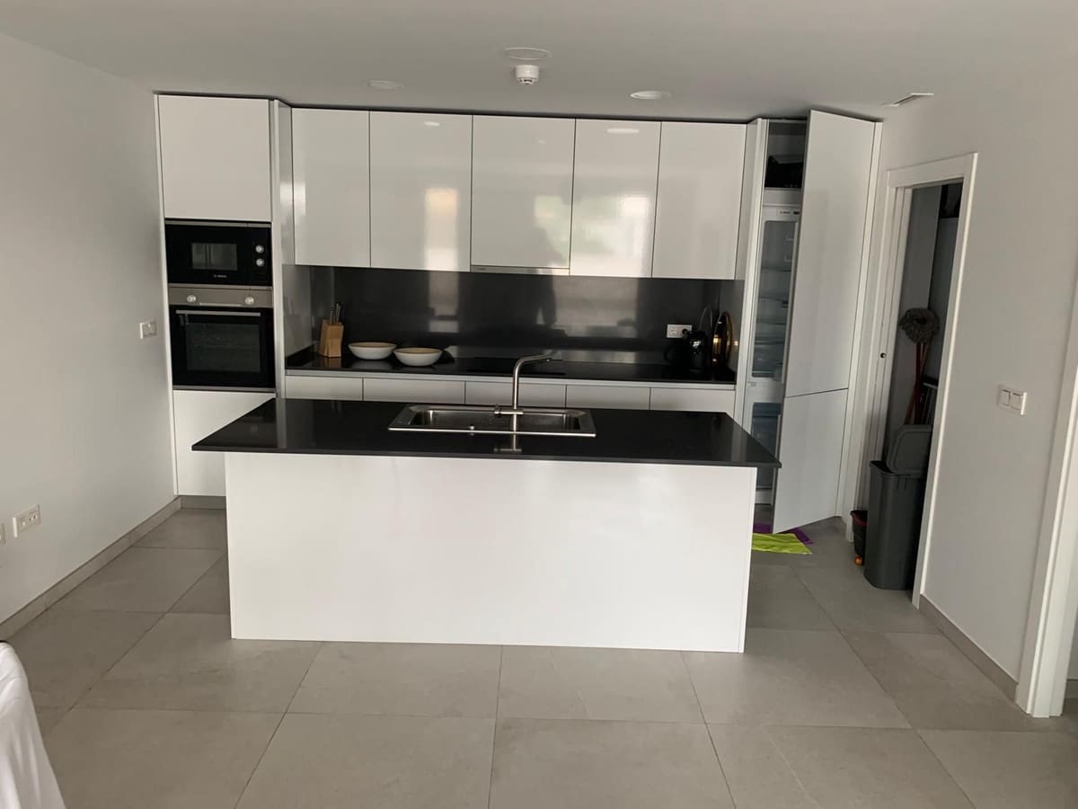 3 camera da letto Appartamento in vendita in La Quinta con piscina garage - 975.000 € (Rif: 9696724)