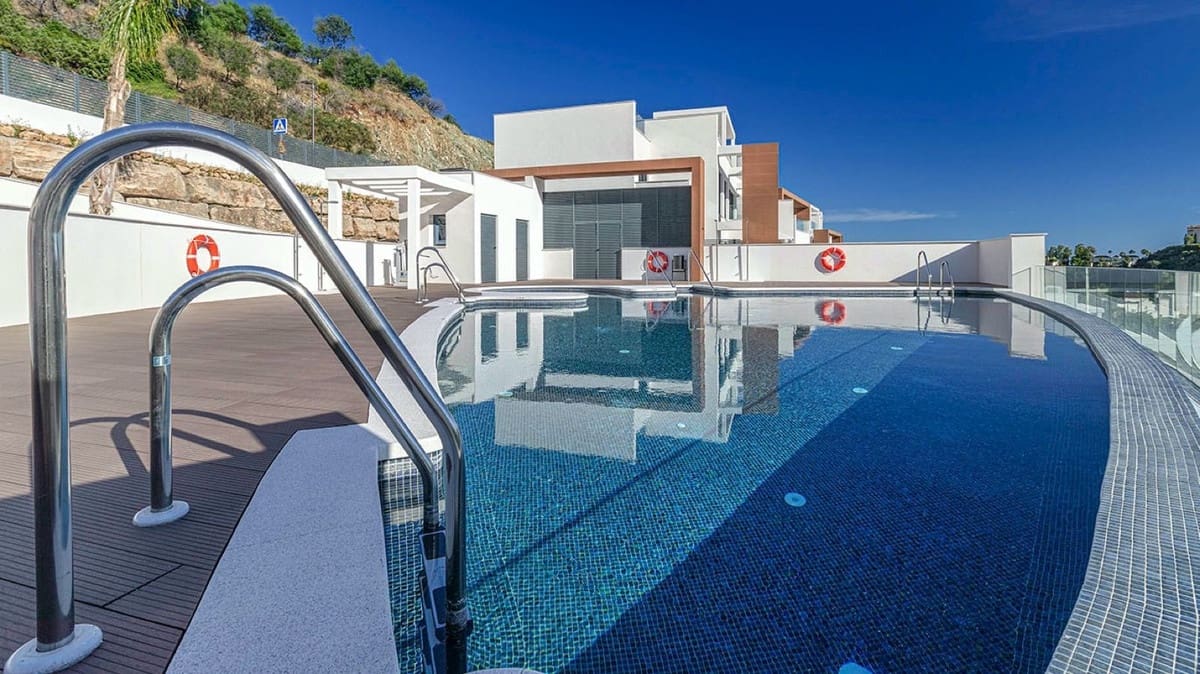 3 camera da letto Appartamento in vendita in La Quinta con piscina garage - 975.000 € (Rif: 9696724)