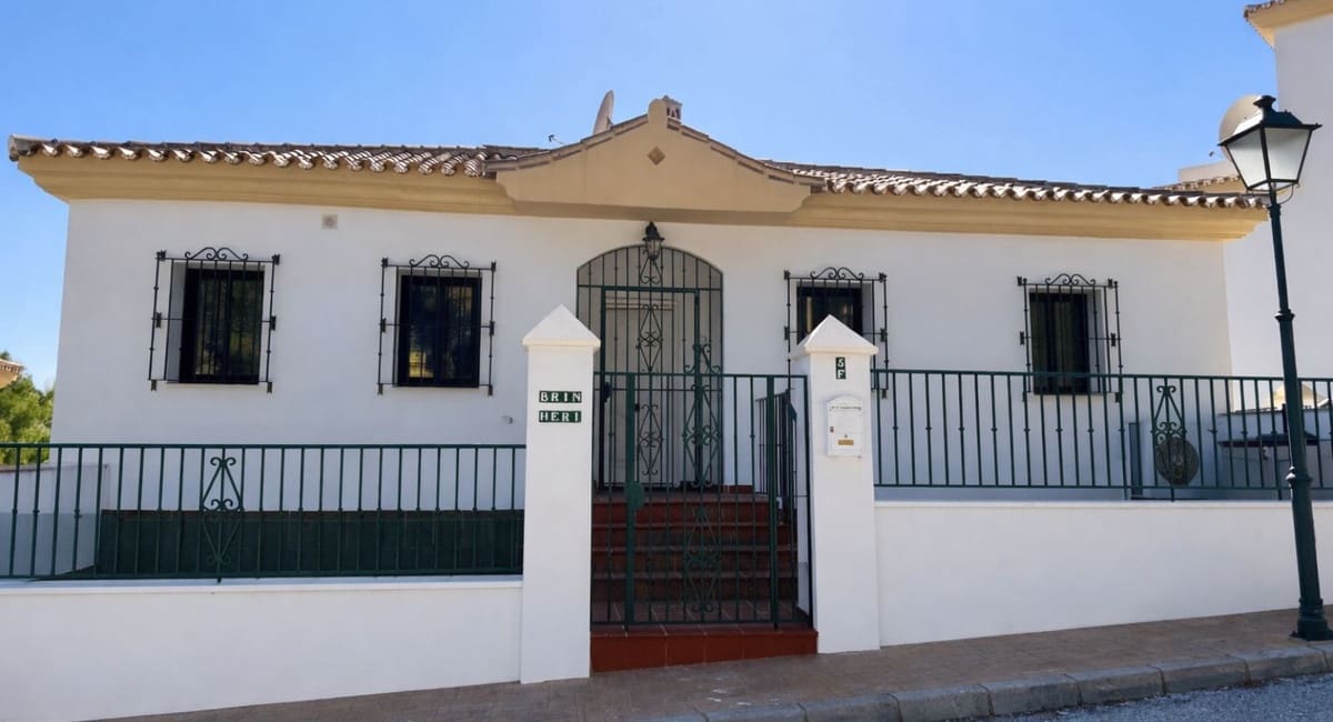 2 bedroom Penthouse for sale in Alhaurin Golf with pool garage - € 283,000 (Ref: 9696728)