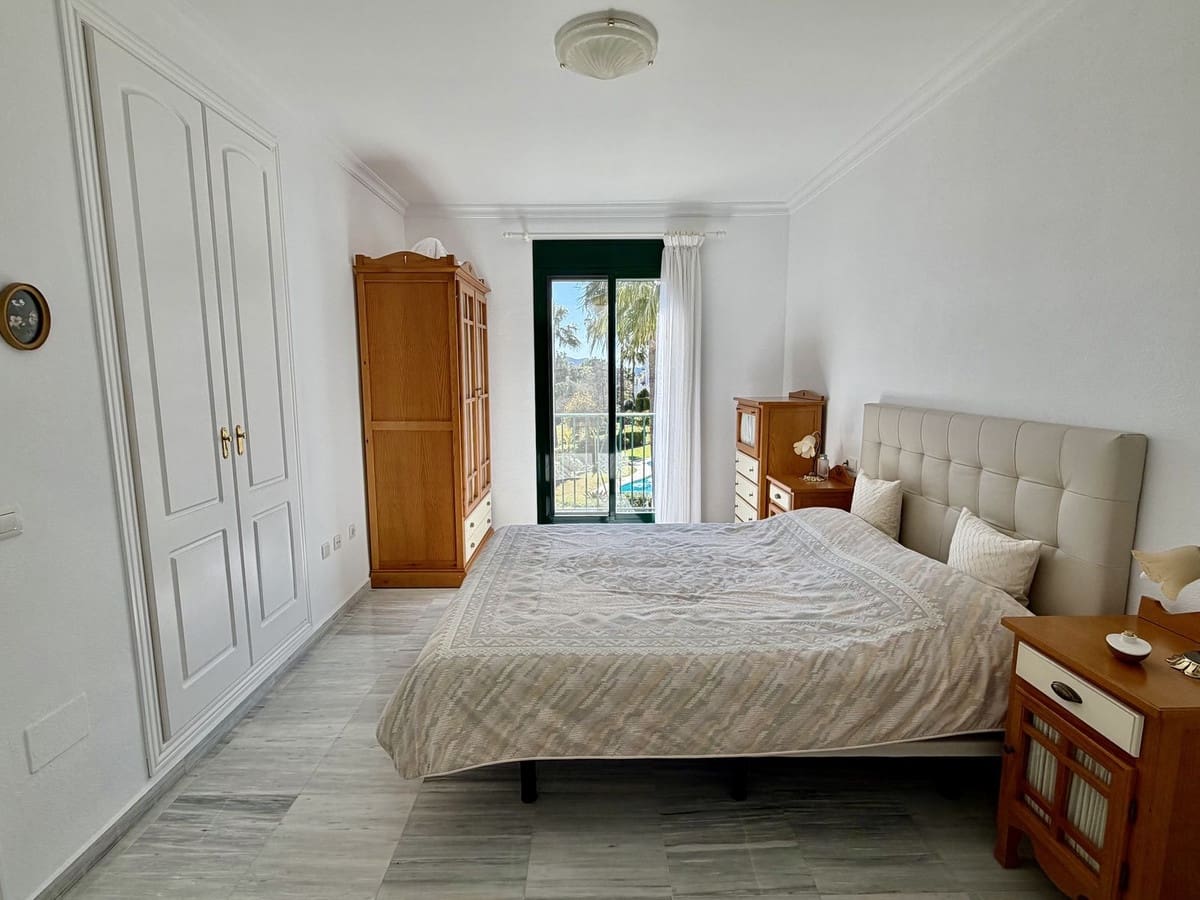 2 bedroom Penthouse for sale in Alhaurin Golf with pool garage - € 283,000 (Ref: 9696728)