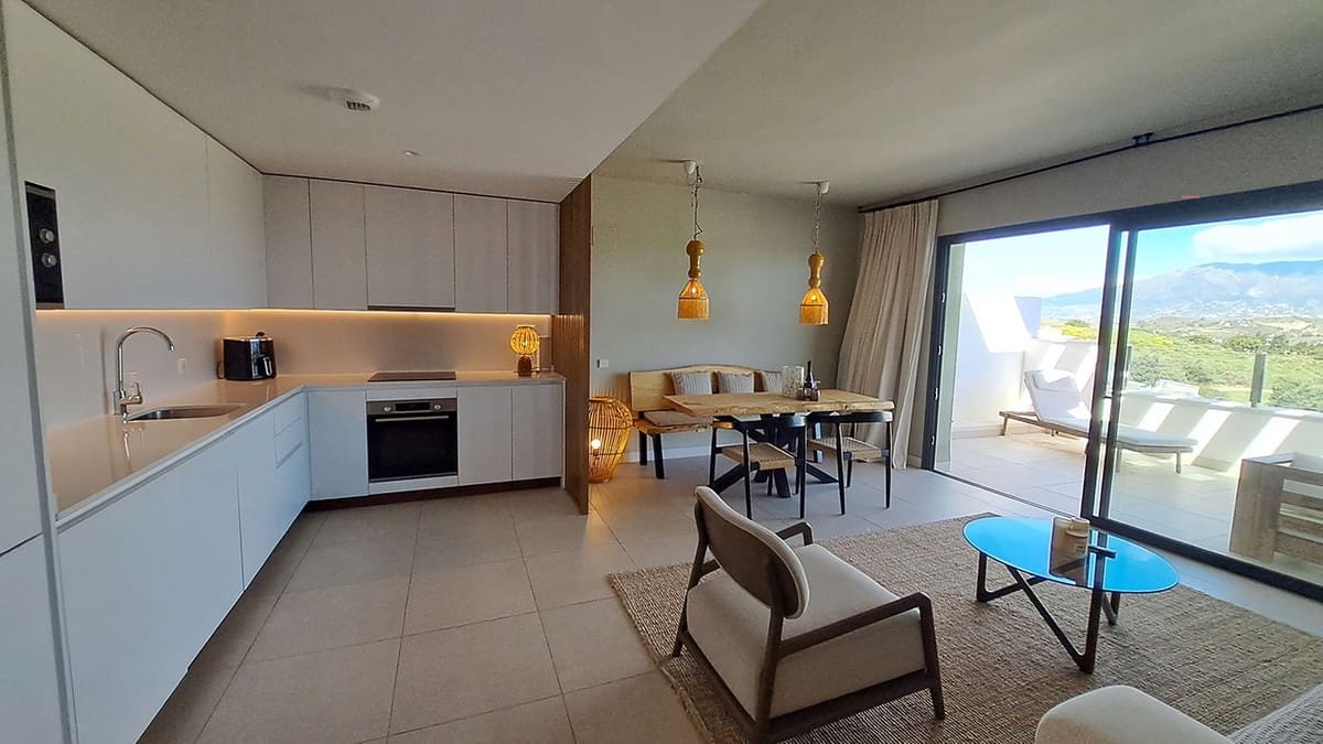 2 bedroom Apartment for sale in La Cala de Mijas with pool garage - € 495,000 (Ref: 9696729)