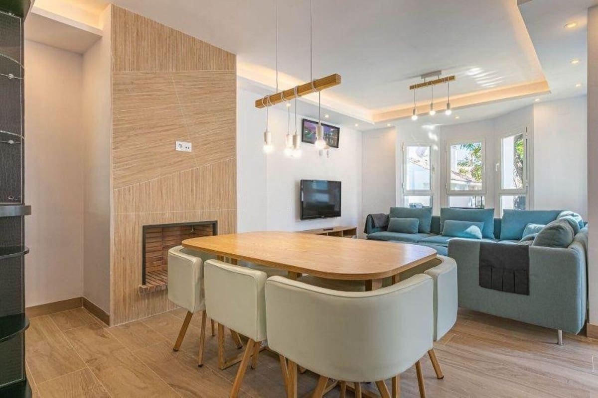 3 bedroom Apartment for sale in Nueva Andalucia with pool garage - € 599,000 (Ref: 9707678)