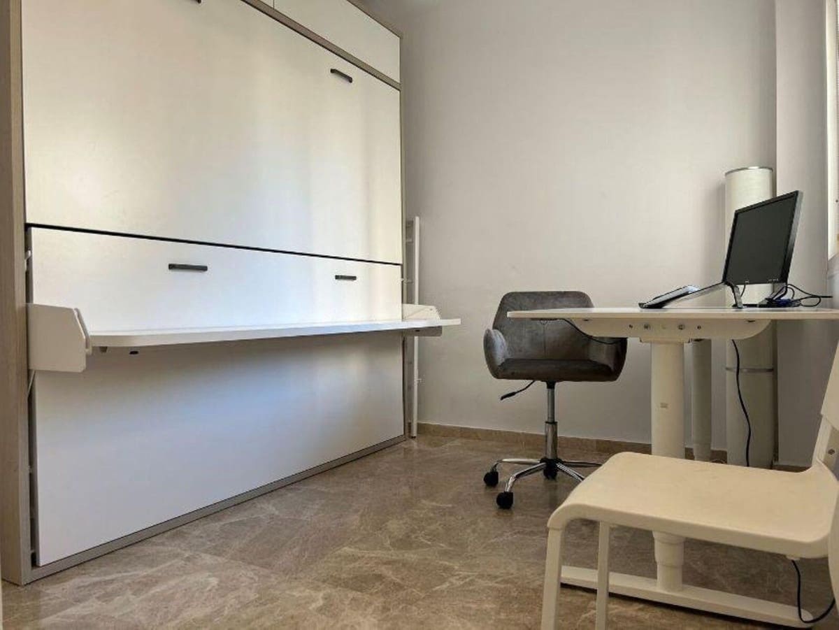 3 bedroom Apartment for sale in Nueva Andalucia with pool garage - € 599,000 (Ref: 9707678)