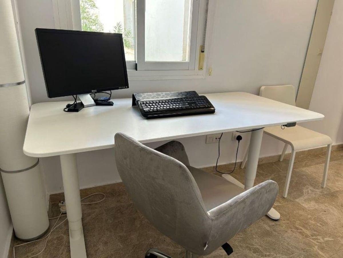 3 bedroom Apartment for sale in Nueva Andalucia with pool garage - € 599,000 (Ref: 9707678)