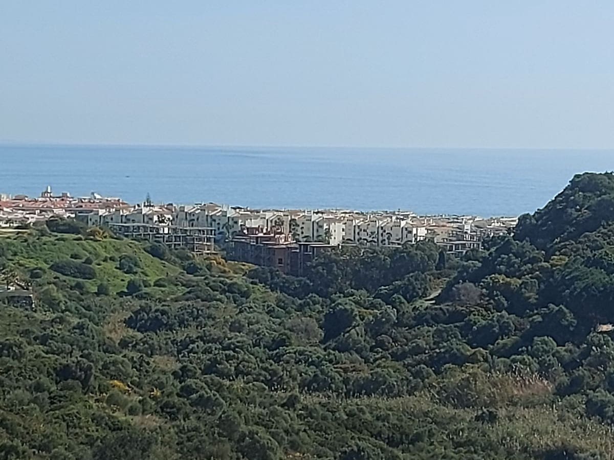 1 bedroom Penthouse for sale in La Duquesa / Puerto de la Duquesa with pool garage - € 210,000 (Ref: 9707727)