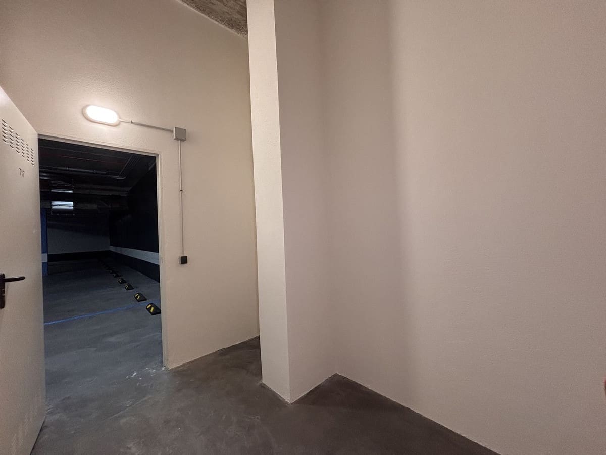 3 chambre Appartement à vendre à Nueva Andalucia avec piscine - 500 000 € (Ref: 9707763)