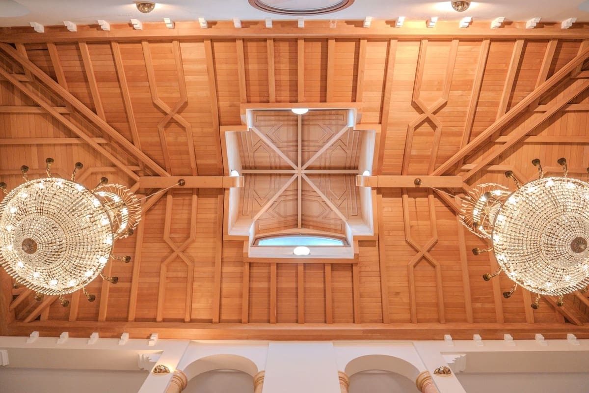 6 bedroom Villa for sale in Nueva Andalucia with pool garage - € 7,500,000 (Ref: 9707796)