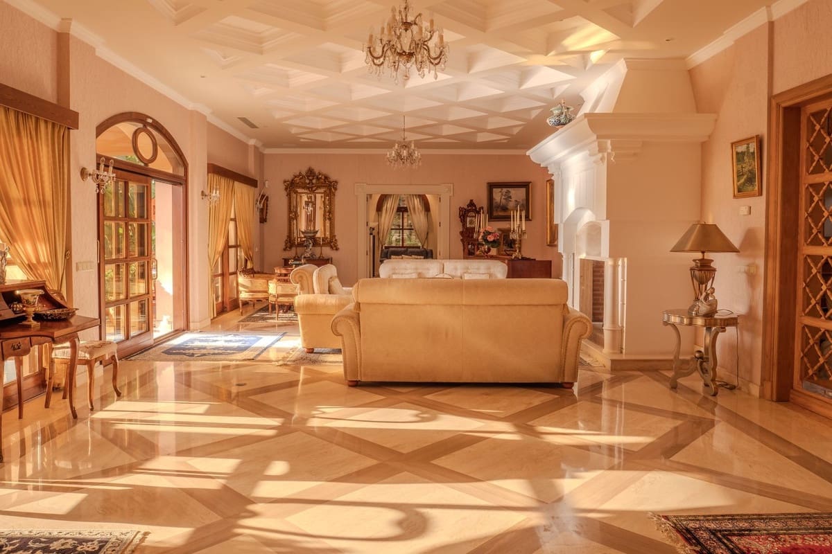 6 bedroom Villa for sale in Nueva Andalucia with pool garage - € 7,500,000 (Ref: 9707796)