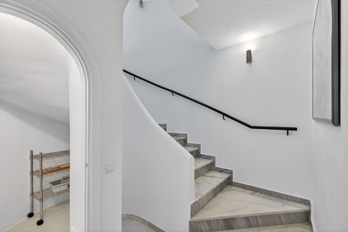 2 bedroom Townhouse for sale in Artola with pool - € 450,000 (Ref: 9708174)