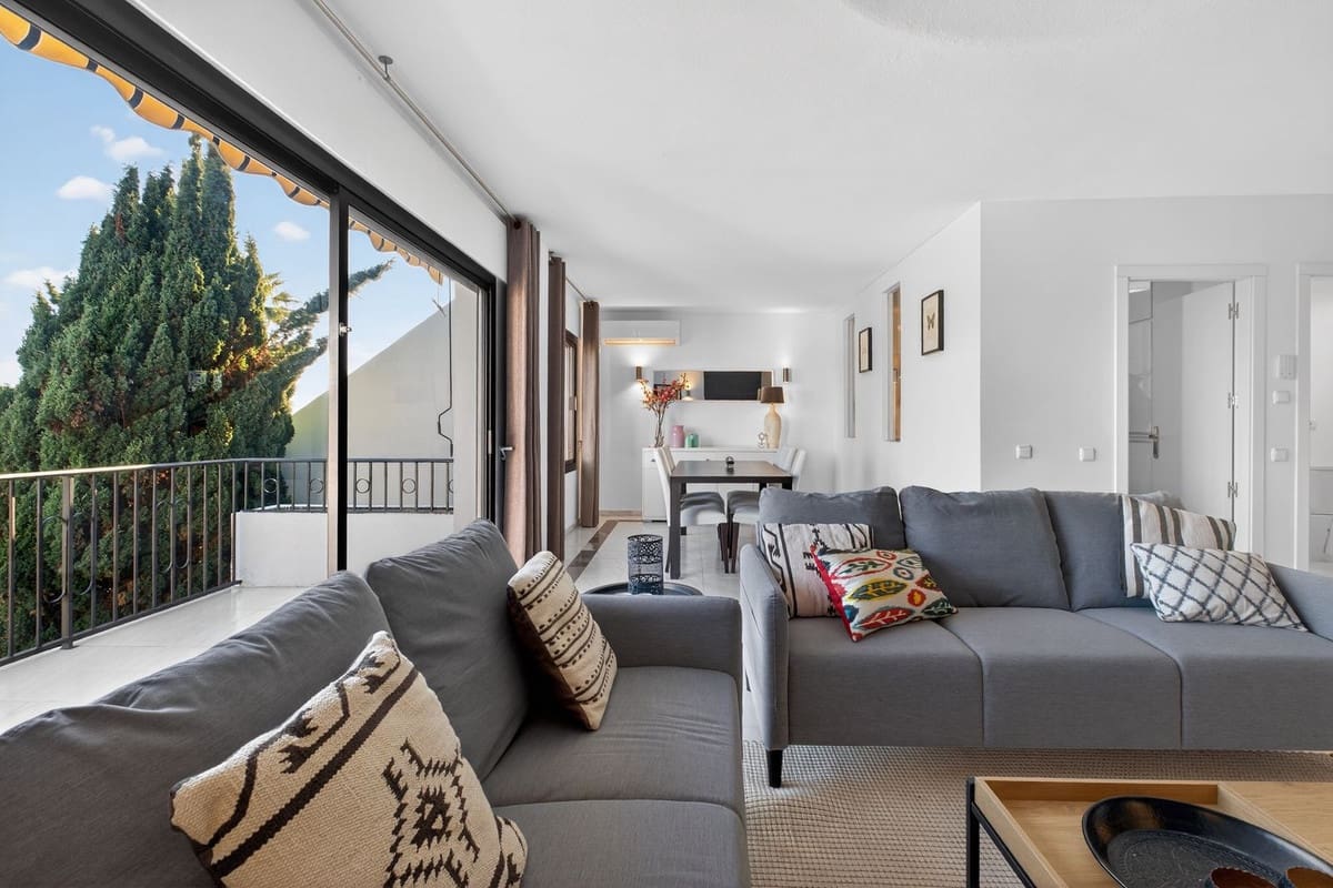 2 bedroom Townhouse for sale in Artola with pool - € 450,000 (Ref: 9708174)