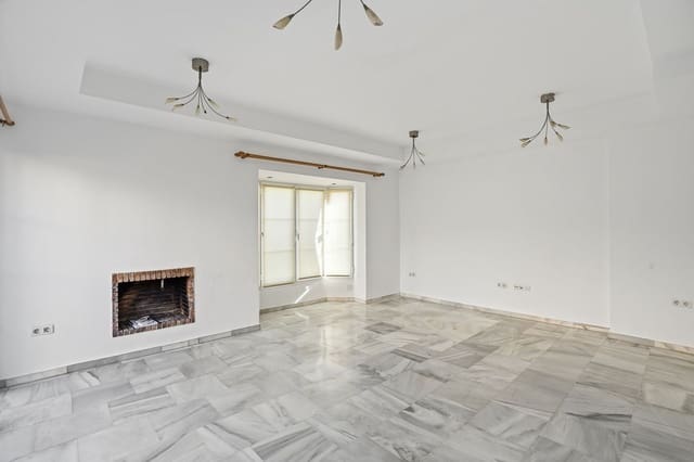 3 soveværelse Semi-Rækkehus til salg i Riviera del Sol, Mijas med swimmingpool garage - € 399.950 (Ref: 9708214)