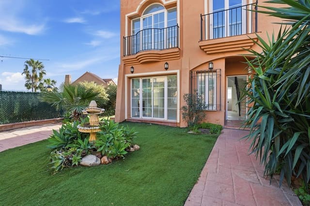 3 soveværelse Semi-Rækkehus til salg i Riviera del Sol, Mijas med swimmingpool garage - € 399.950 (Ref: 9708214)