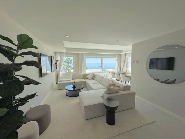 3 sovrum Takvåning till salu i Estepona med pool garage - 1 995 000 € (Ref: 9709020)