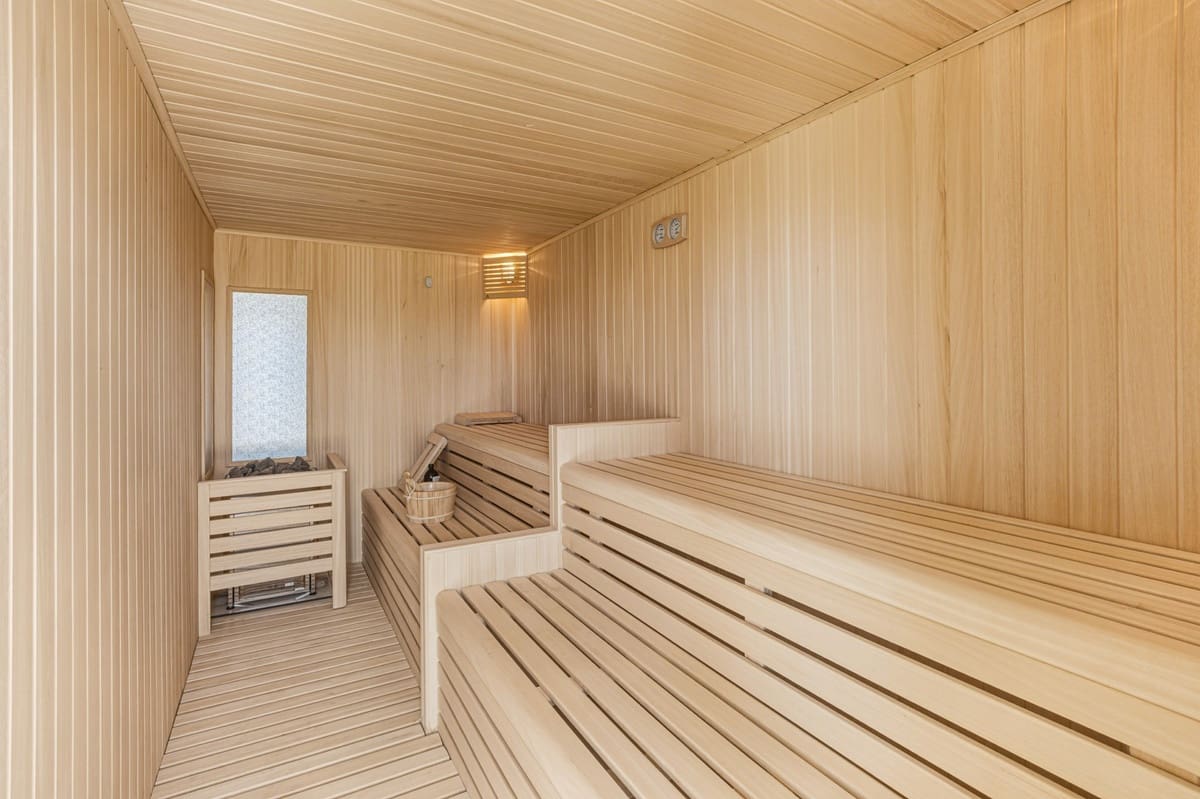 4 Zimmer Apartment zu verkaufen in Marbella mit Pool Garage - 1.700.000 € (Ref: 9709021)