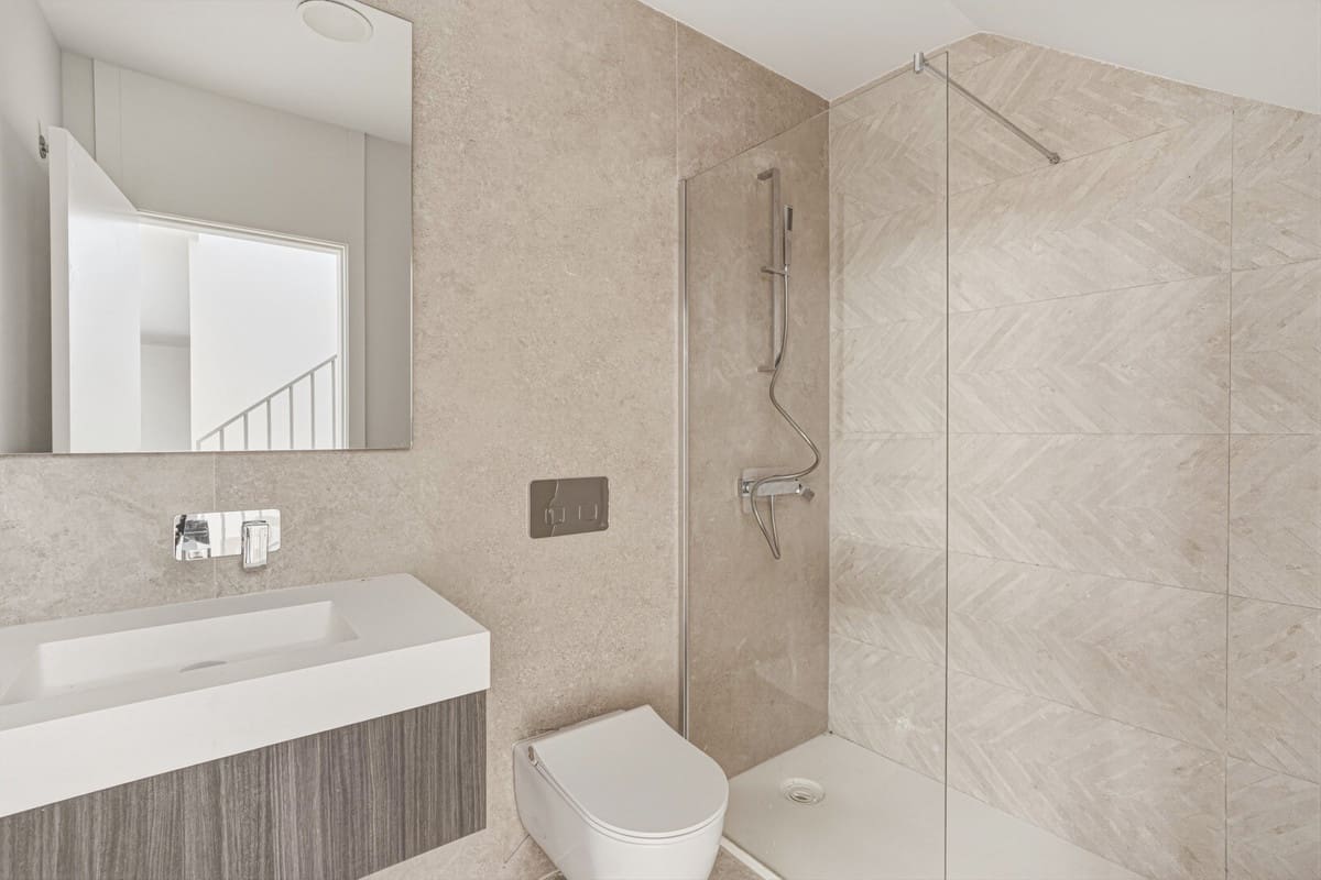 4 Zimmer Apartment zu verkaufen in Marbella mit Pool Garage - 1.700.000 € (Ref: 9709021)