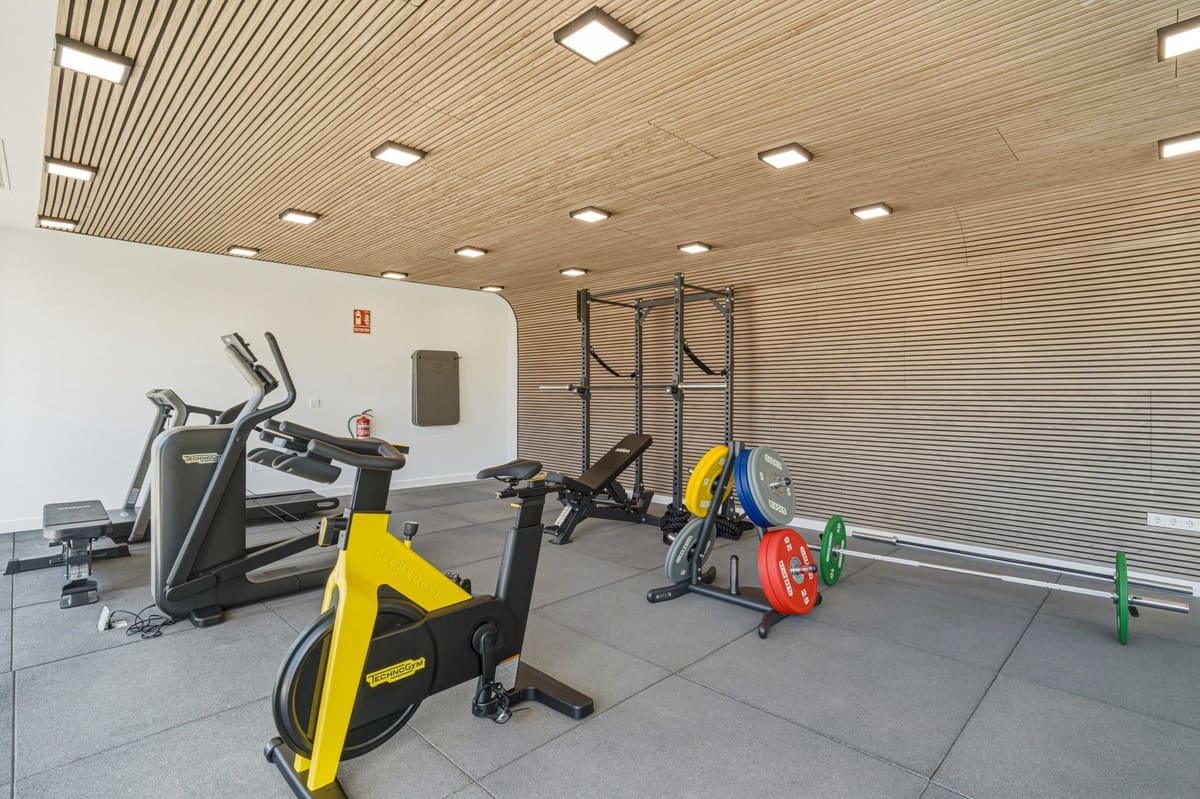 4 Zimmer Apartment zu verkaufen in Marbella mit Pool Garage - 1.700.000 € (Ref: 9709021)