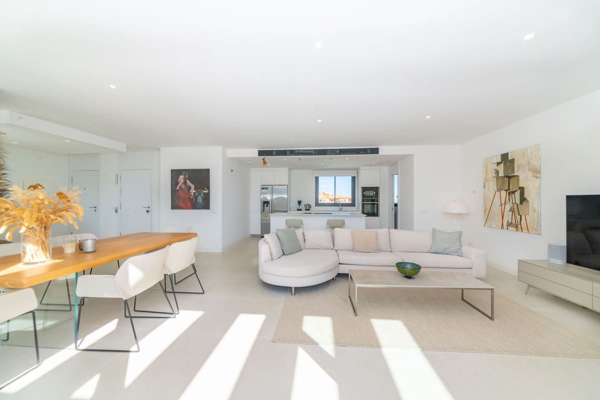 3 makuuhuone Kattohuoneisto myytävänä paikassa Fuengirola mukana uima-altaan 
autotalli - 925 000 € (Ref: 9709023)