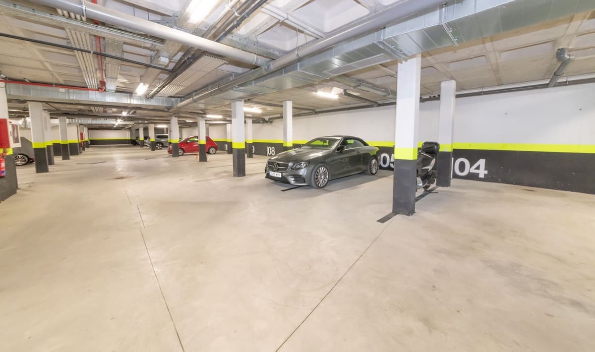 3 makuuhuone Kattohuoneisto myytävänä paikassa Fuengirola mukana uima-altaan 
autotalli - 925 000 € (Ref: 9709023)