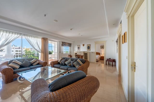 2 bedroom Apartment for sale in Marbella with pool garage - € 890,000 (Ref: 9709024)