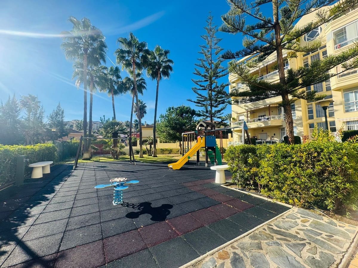 3 soverom Leilighet til salgs i La Cala Hills med svømmebasseng garasje - € 375 000 (Ref: 9714034)