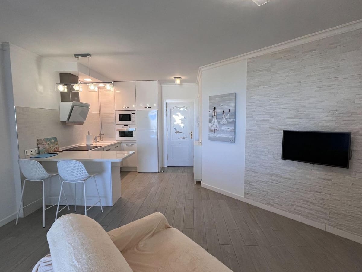 1 sypialnia Apartament na sprzedaż w Calahonda z basenem garażem - 362 500 € (Ref: 9714044)